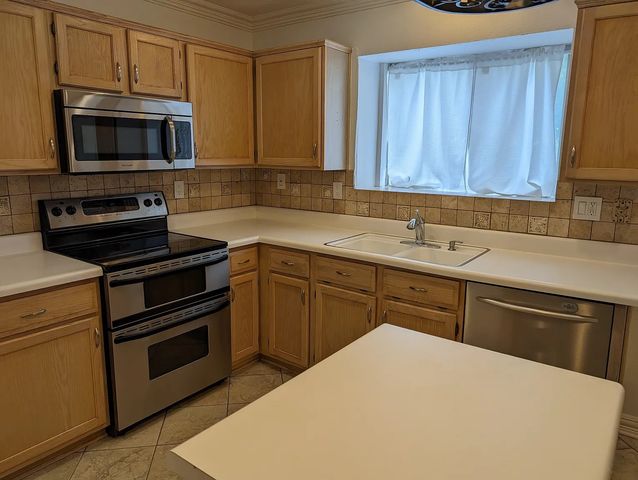 5232 Goodman Drive, The Colony, TX 75056