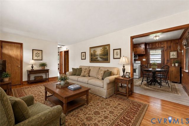 5002 Glendale Ave, Dinwiddie, VA 23803