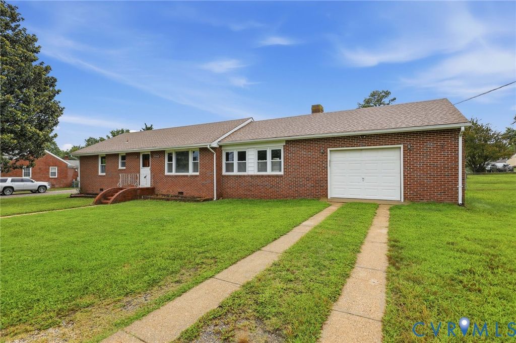 5002 Glendale Ave, Dinwiddie, VA 23803