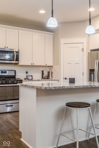 637 E Benjamin Street, Ellettsville, IN 47429