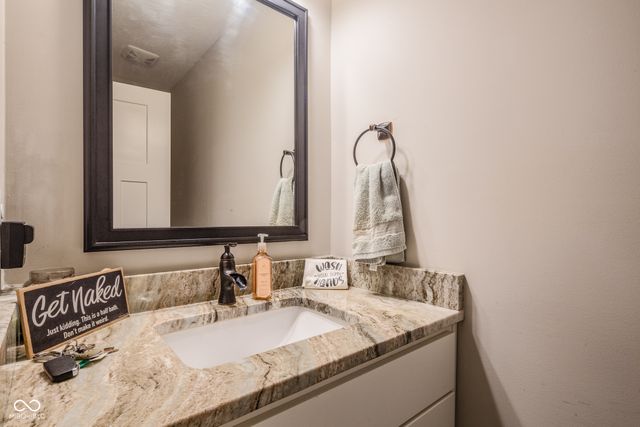 637 E Benjamin Street, Ellettsville, IN 47429