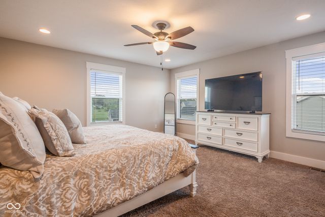 637 E Benjamin Street, Ellettsville, IN 47429