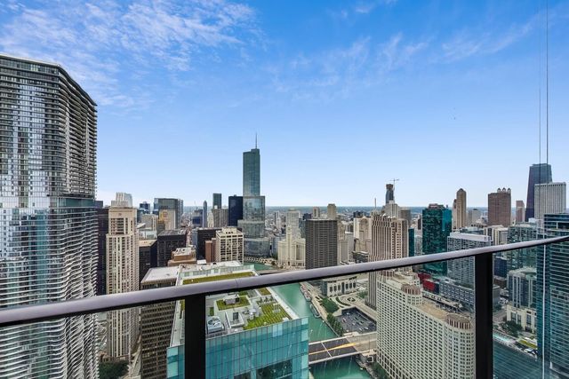 363 E Wacker Drive 4202, Chicago, IL 60601