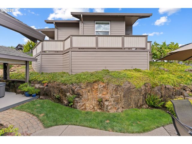 142 Nw CANYON CREEK Dr, Mc Minnville, OR 97128