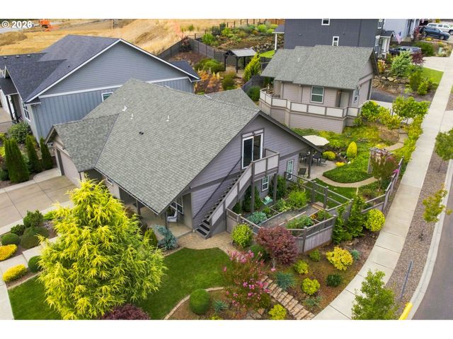 142 Nw CANYON CREEK Dr, Mc Minnville, OR 97128
