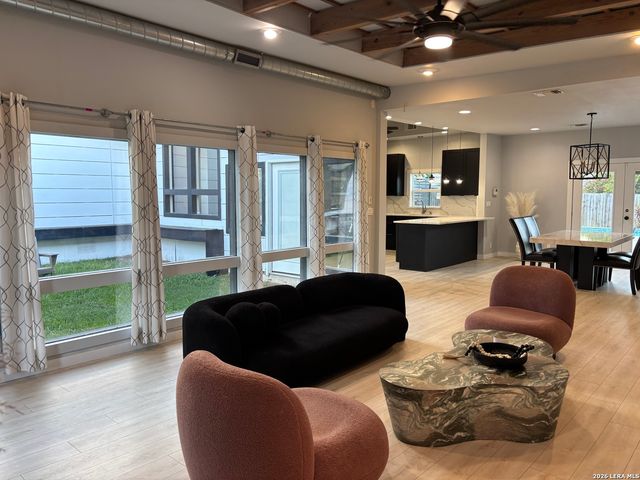 937 MORNINGSIDE DR, Terrell Hills, TX 78209