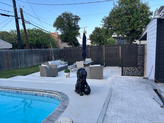 937 MORNINGSIDE DR, Terrell Hills, TX 78209