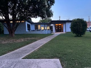 937 MORNINGSIDE DR, Terrell Hills, TX 78209