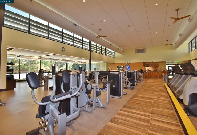 1168 Leisure Ln 1, Walnut Creek, CA 94595