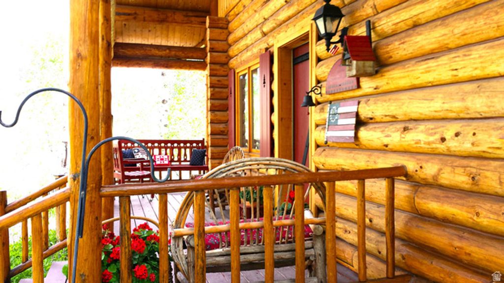 Image 5 of property listing at 6210 E MOUNTAIN VIEW #133 #133, Oakley, UT 84055