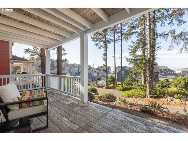 2160 Sw COAST Ave, Lincoln City, OR 97367