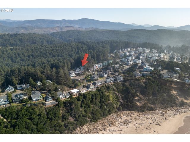 2160 Sw COAST Ave, Lincoln City, OR 97367