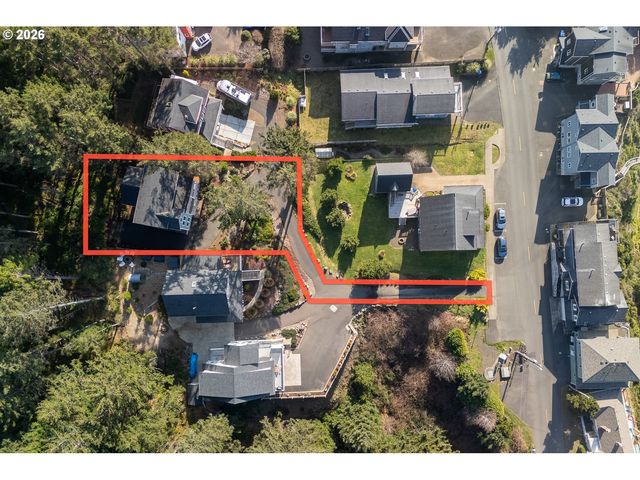 2160 Sw COAST Ave, Lincoln City, OR 97367