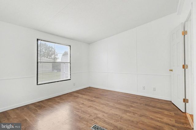 8 KIMBERLY AVE, New Providence, PA 17560