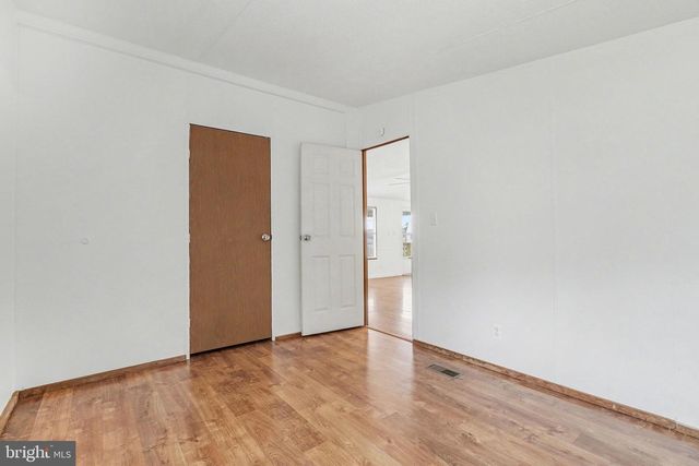 8 KIMBERLY AVE, New Providence, PA 17560