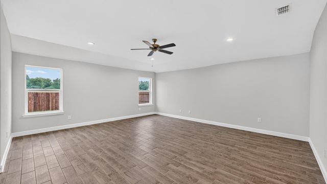 4213 CORNERSTONE Circle, Granbury, TX 76048