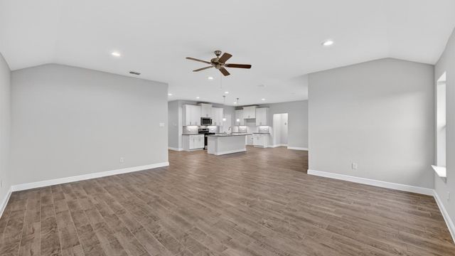 4213 CORNERSTONE Circle, Granbury, TX 76048