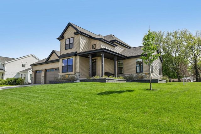 6668 Royal View DRIVE, De Forest, WI 53532