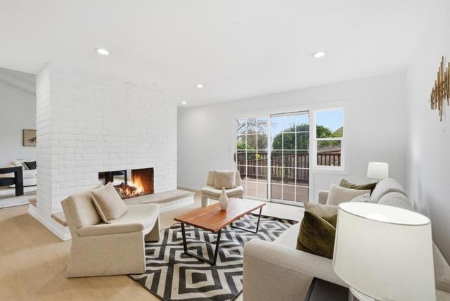 3230 Oak View Lane, Morgan Hill, CA 95037