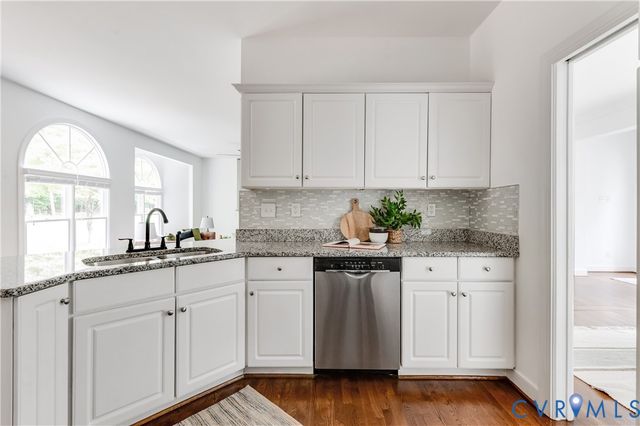 3223 Sherwood Ridge Dr, Powhatan, VA 23139