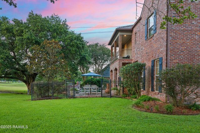 103 Masterspoint Drive, Broussard, LA 70518
