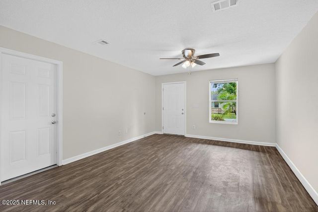 8133 GALVESTON Avenue, Jacksonville, FL 32211