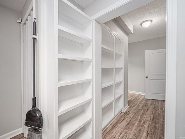 20 W Eichel Avenue, Evansville, IN 47710