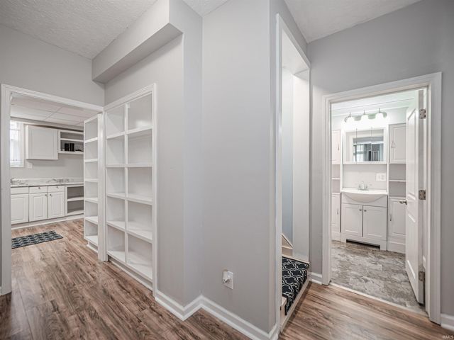 20 W Eichel Avenue, Evansville, IN 47710