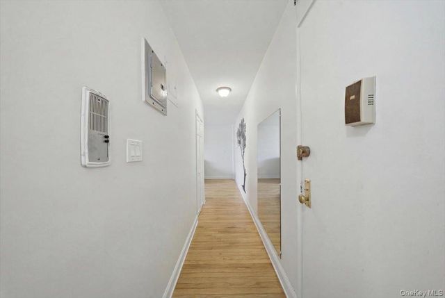 6692 Selfridge Street 4F, Forest Hills, NY 11375