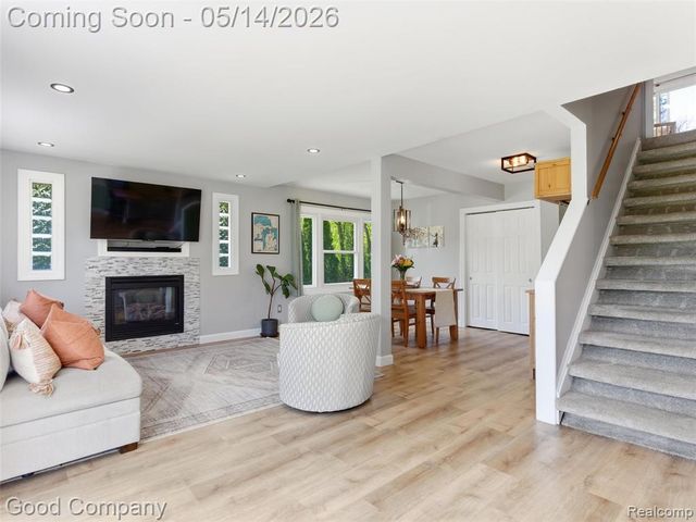 3392 Grant Road, Rochester Hills, MI 48309