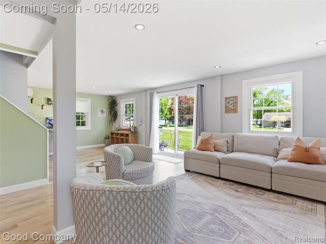 3392 Grant Road, Rochester Hills, MI 48309
