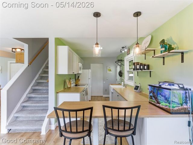 3392 Grant Road, Rochester Hills, MI 48309