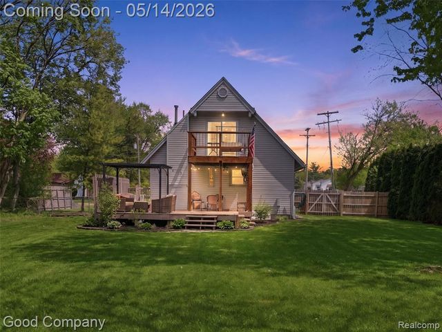 3392 Grant Road, Rochester Hills, MI 48309