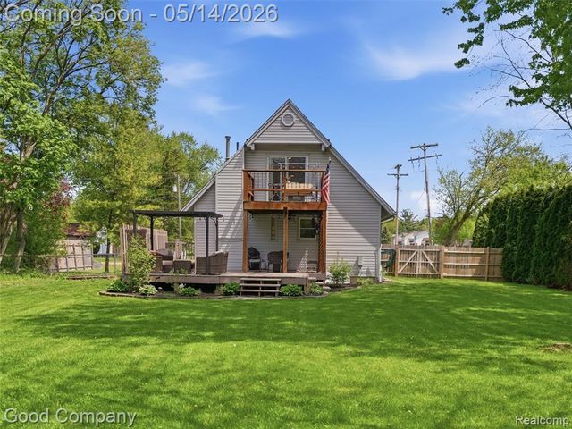 3392 Grant Road, Rochester Hills, MI 48309
