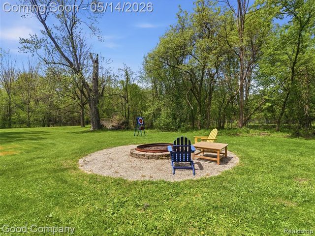 3392 Grant Road, Rochester Hills, MI 48309