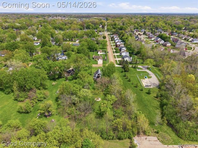 3392 Grant Road, Rochester Hills, MI 48309