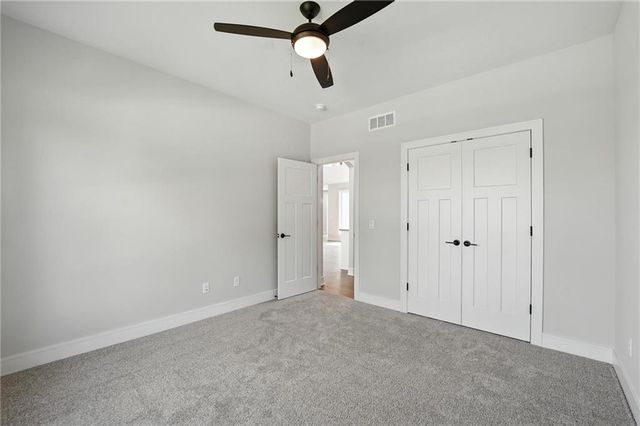 4137 Lake Shore Drive, Basehor, KS 66007