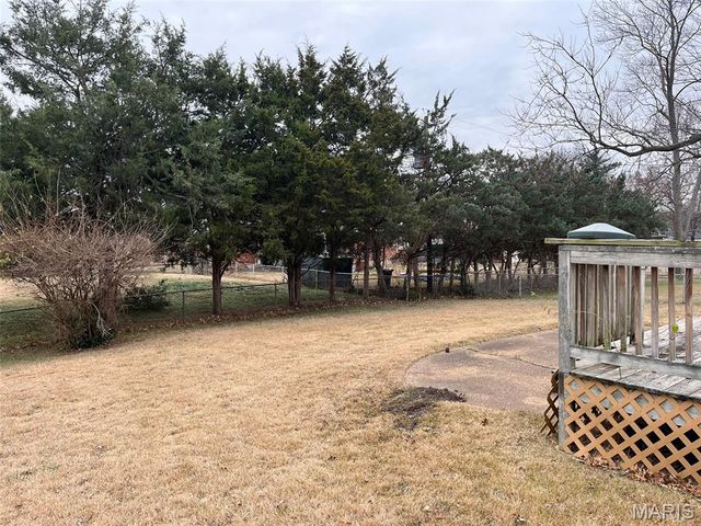 4428 Papal Drive, Florissant, MO 63033