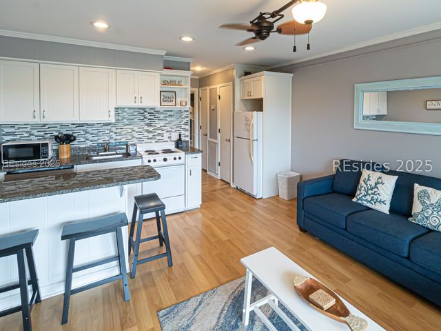 40 Folly Field Rd Apt A346, Hilton Head Island, SC 29928