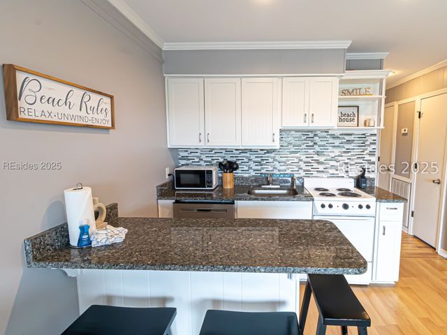 40 Folly Field Rd Apt A346, Hilton Head Island, SC 29928