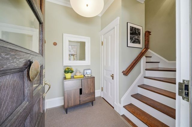 80 Upland Rd B, Cambridge, MA 02140