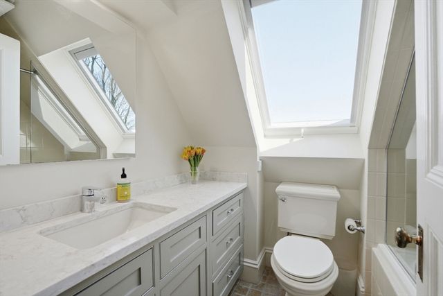 80 Upland Rd B, Cambridge, MA 02140