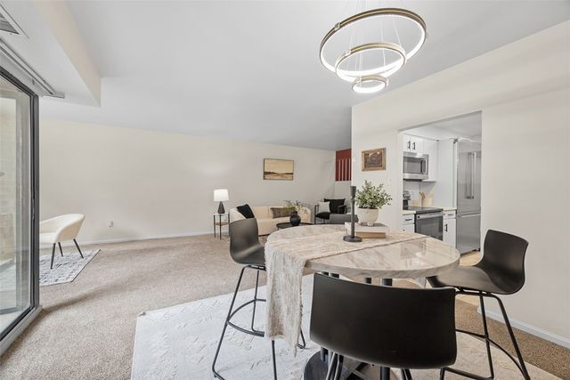 307 S DITHRIDGE 208, Oakland, PA 15213