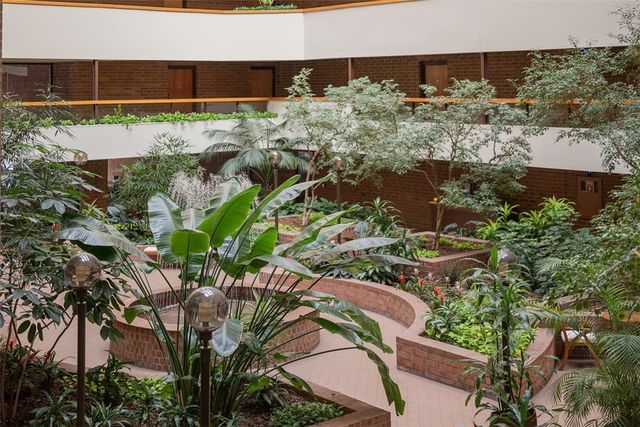 307 S DITHRIDGE 208, Oakland, PA 15213