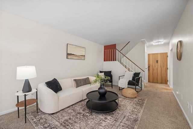 307 S DITHRIDGE 208, Oakland, PA 15213