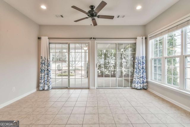 6319 Rockpoint Lane, Hoschton, GA 30548