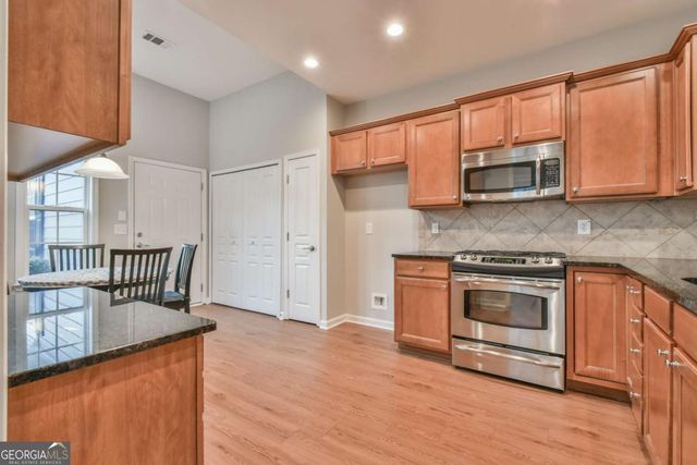 6319 Rockpoint Lane, Hoschton, GA 30548