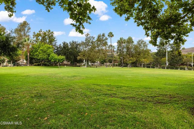 1909 Bentley Place, Simi Valley, CA 93065