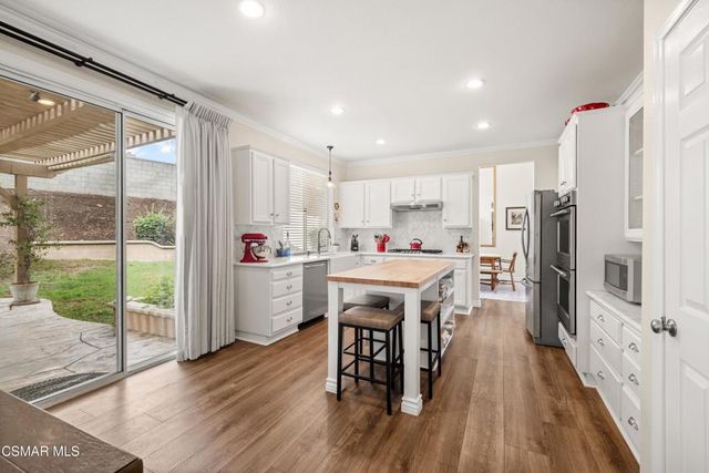 1909 Bentley Place, Simi Valley, CA 93065