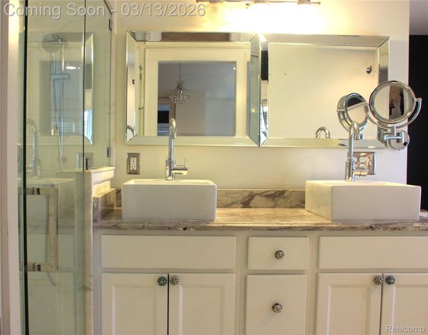 115 E Lincoln Street, Birmingham, MI 48009